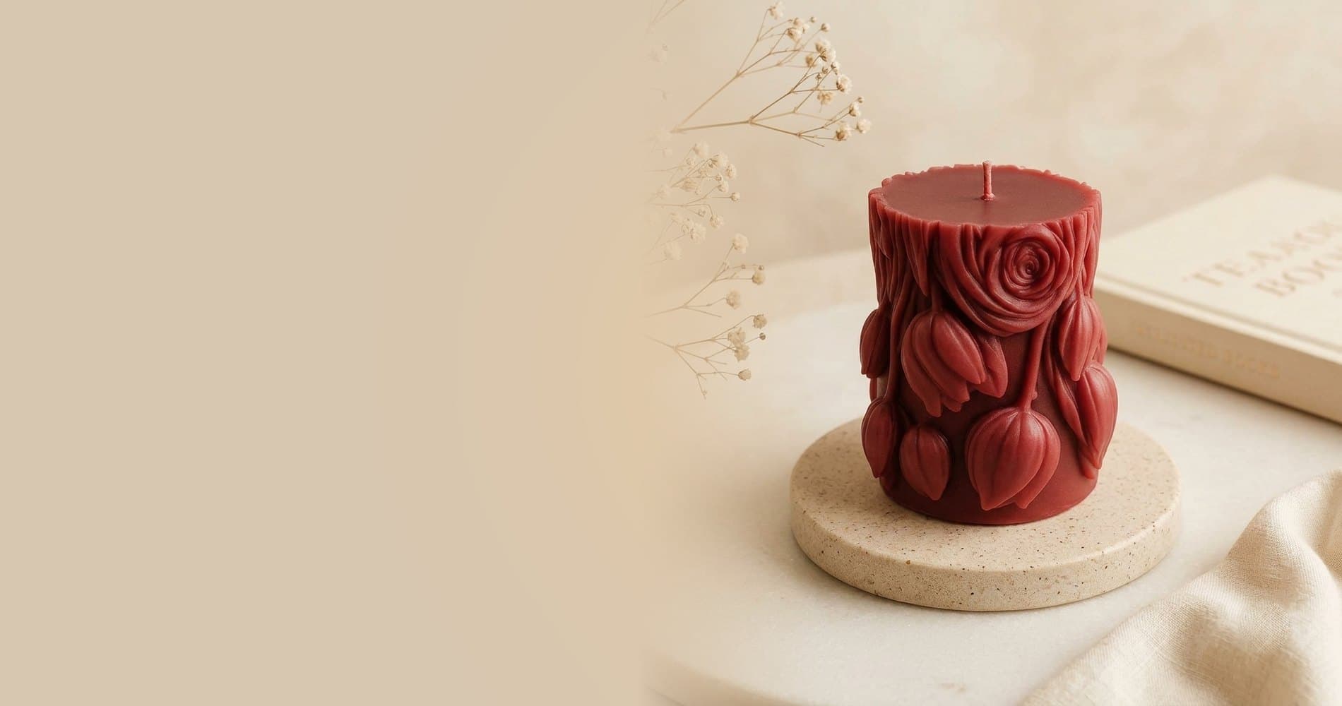 Red Rose & Tulip Pillar Candle